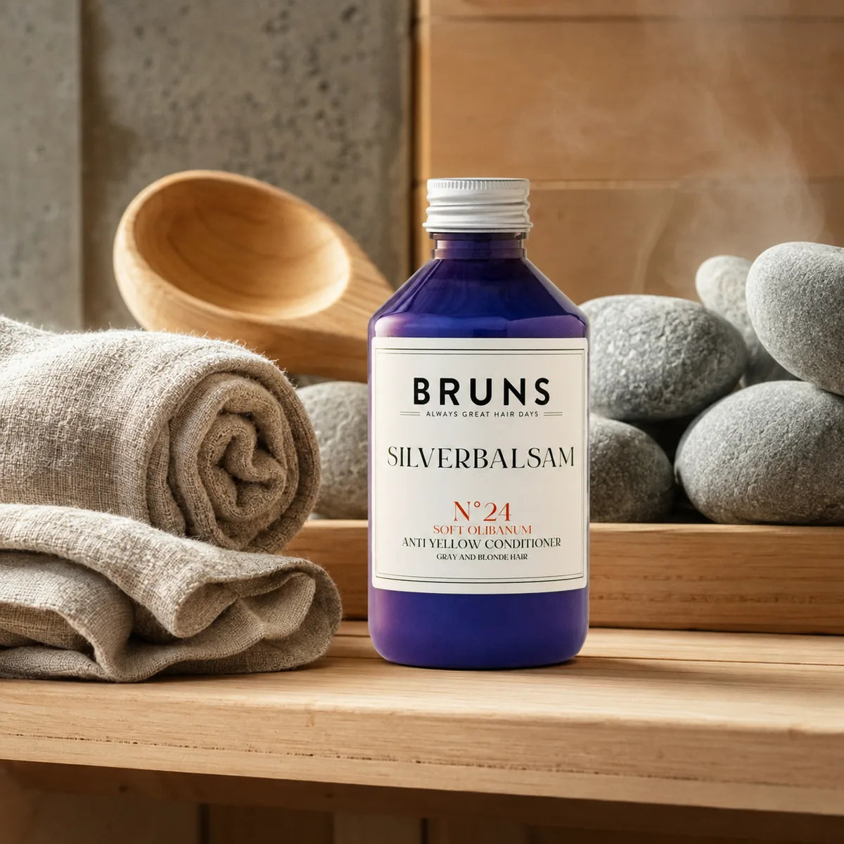 BRUNS Silverbalsam N24 Soft Olibanum 300 ml i avkopplande skandinavisk bastumiljö