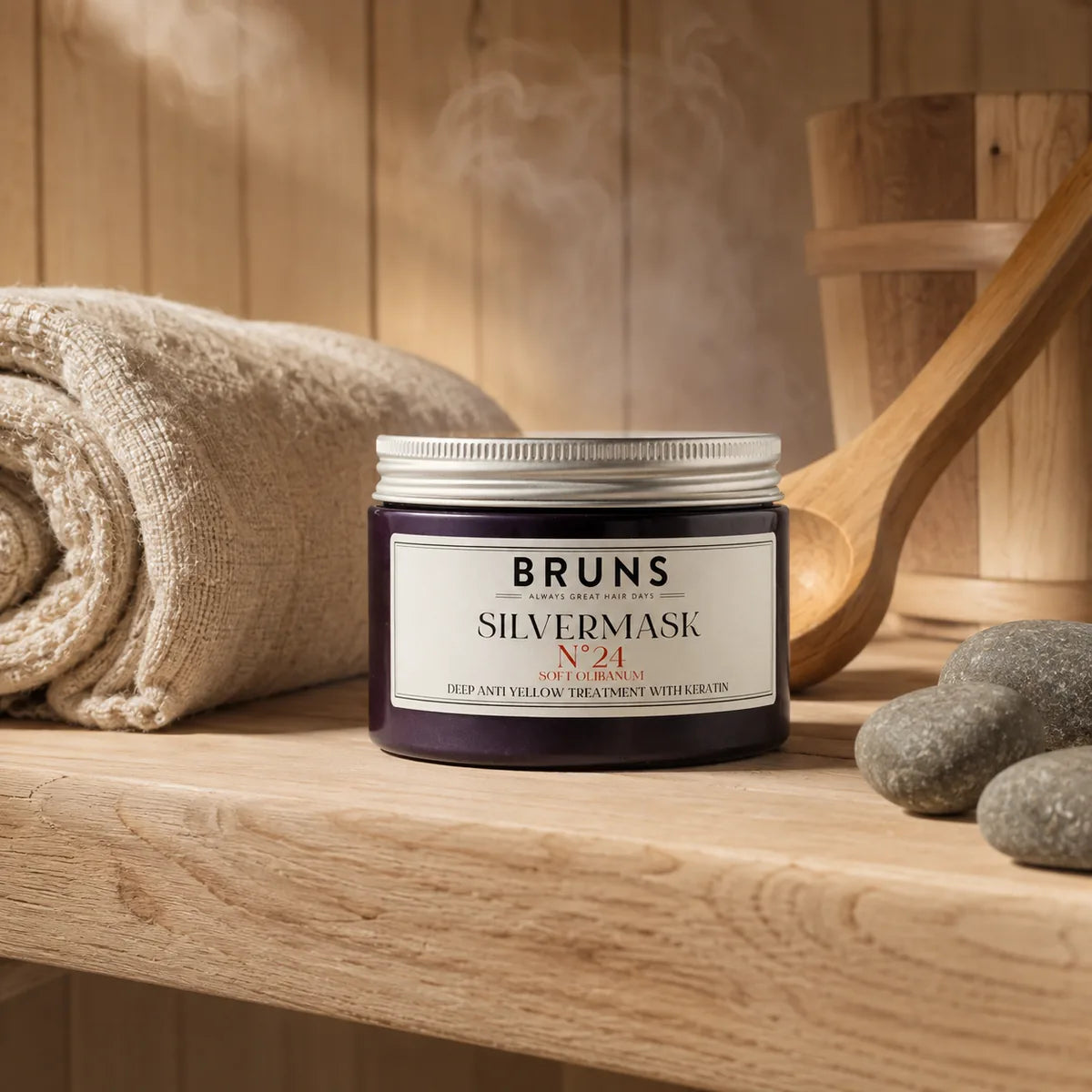 BRUNS Silvermask N24 Soft Olibanum 350 ml i avkopplande skandinavisk bastumiljö