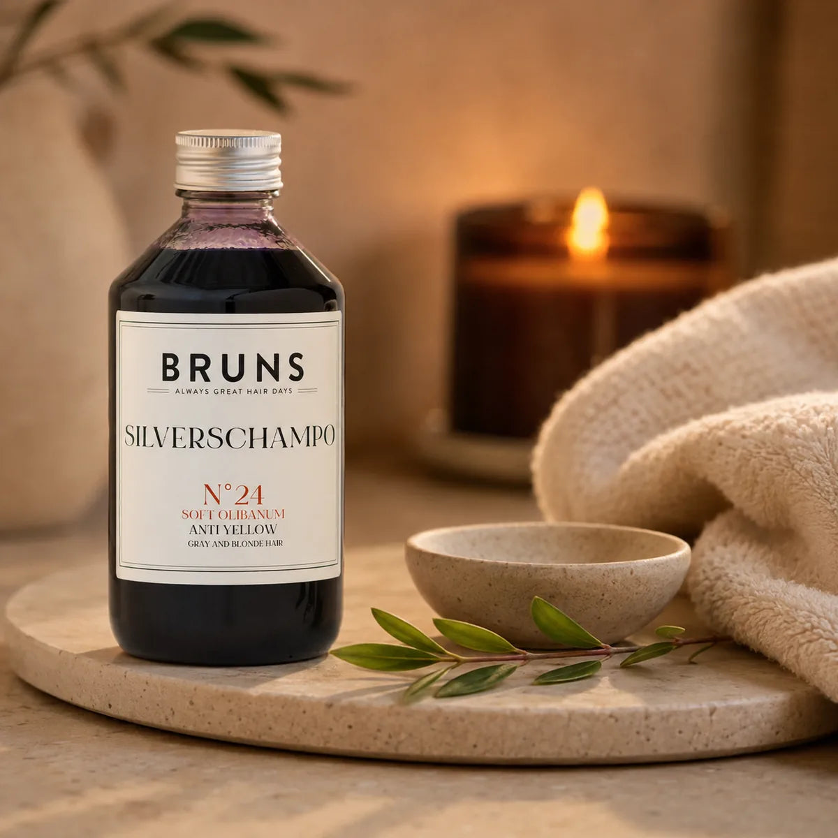 BRUNS Silverschampo N24 Soft Olibanum 300 ml i varm hemmaspa-kvällsritual