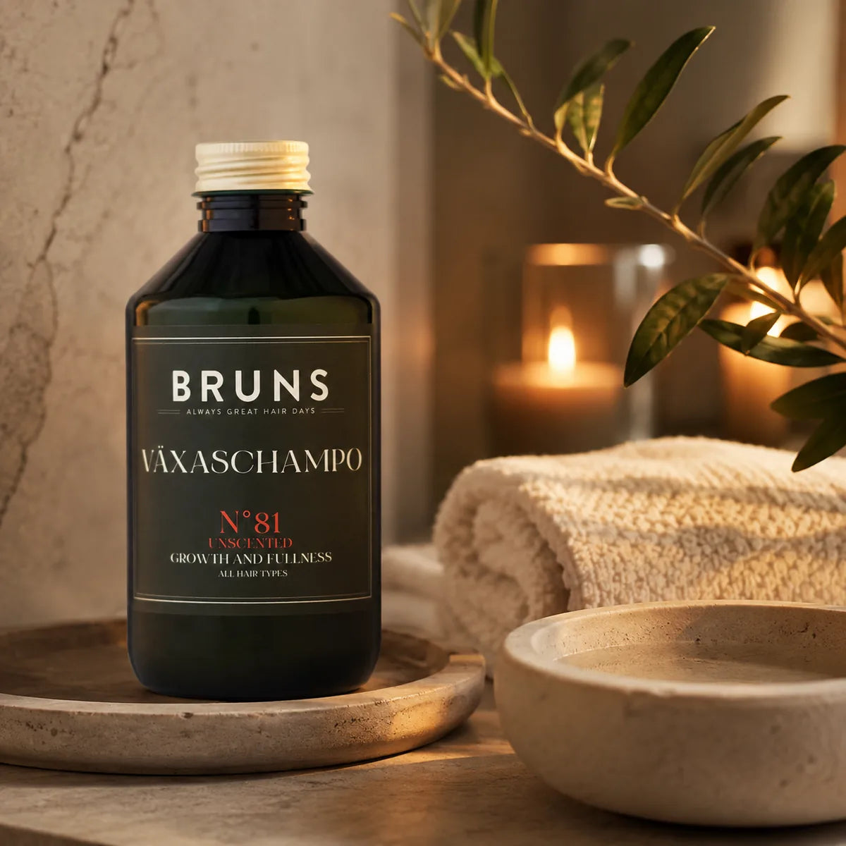 BRUNS Växaschampo N81 Unscented 300 ml i varm hemmaspa-kvällsritual